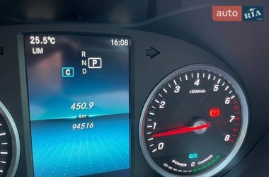 Седан Mercedes-Benz C-Class 2018 в Києві