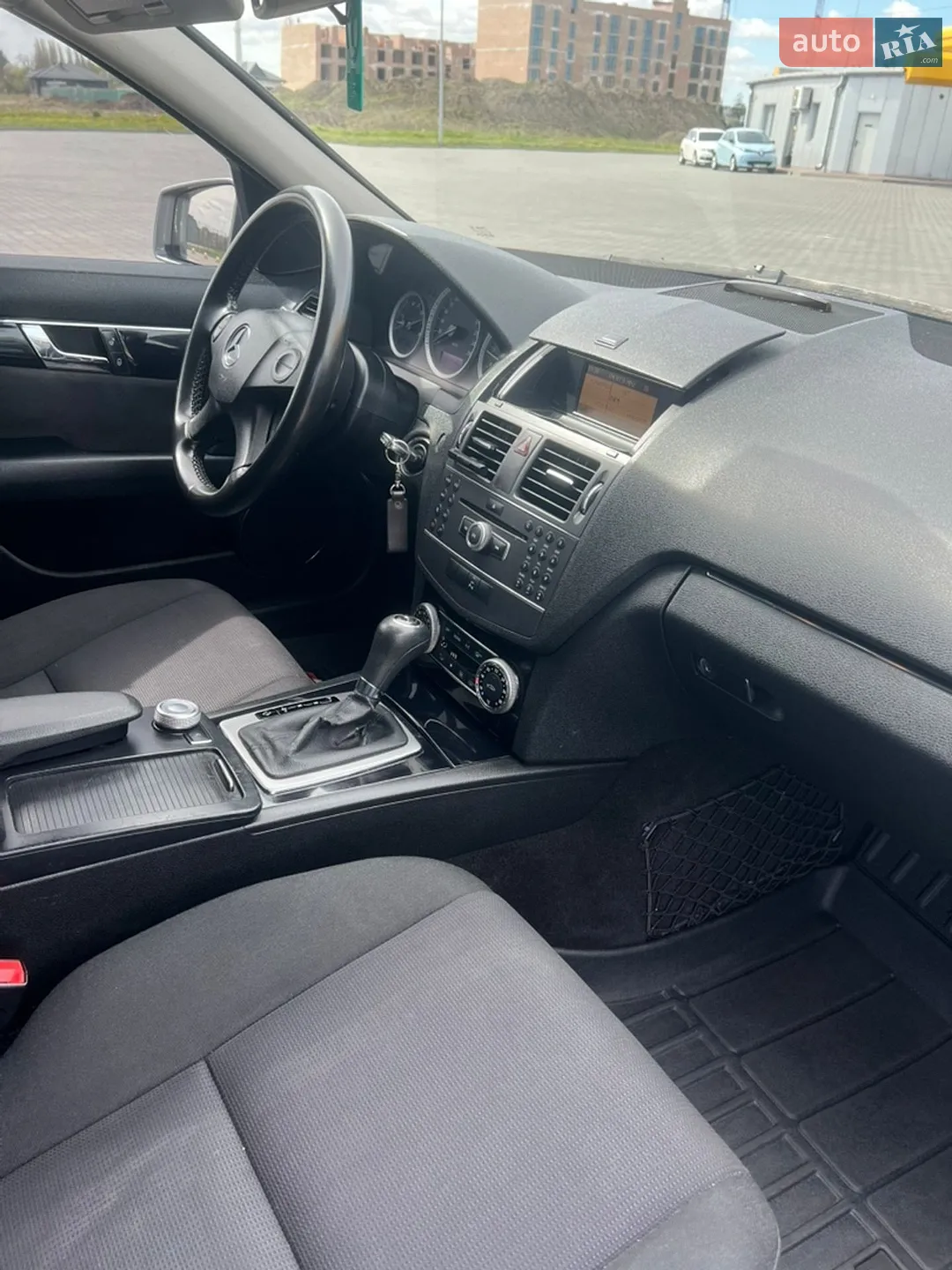 2010 Mercedes-Benz C-klasse - мініатюра 16