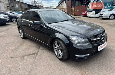 Седан Mercedes-Benz C-Class 2013 в Києві