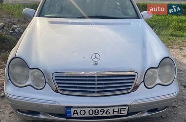 Седан Mercedes-Benz C-Class 2001 в Ужгороде