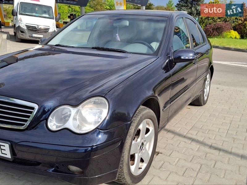 Mercedes-Benz C-Class 2003