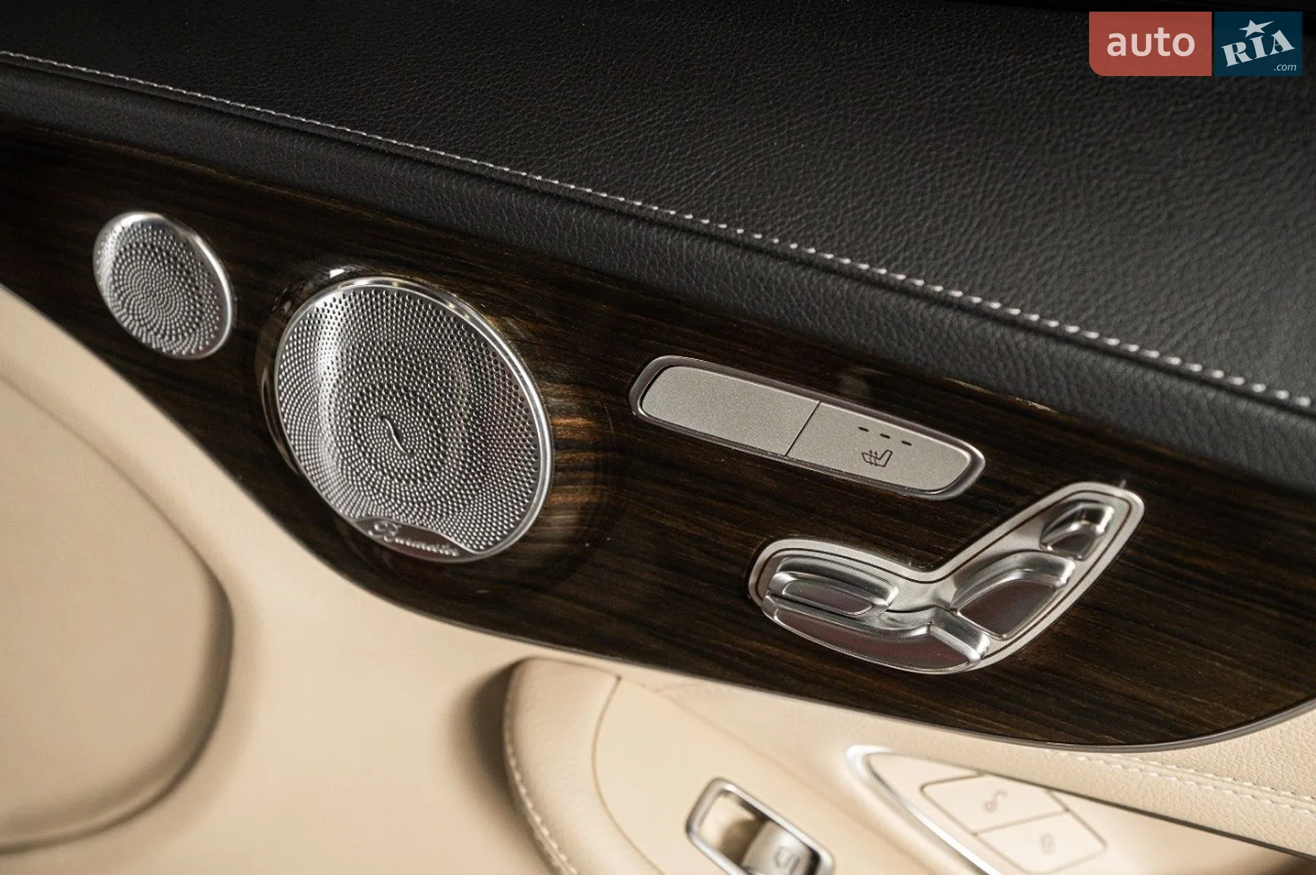 2016 Mercedes-Benz C-klasse - мініатюра 13