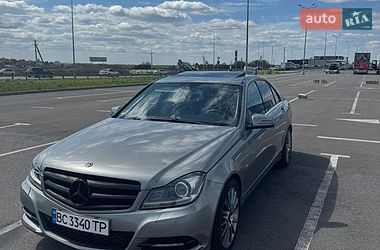 Седан Mercedes-Benz C-Class 2012 в Львове