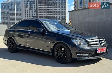Седан Mercedes-Benz C-Class 2012 в Киеве
