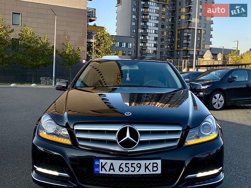 Mercedes-Benz C-Class 2010