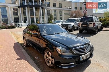 Седан Mercedes-Benz C-Class 2011 в Києві