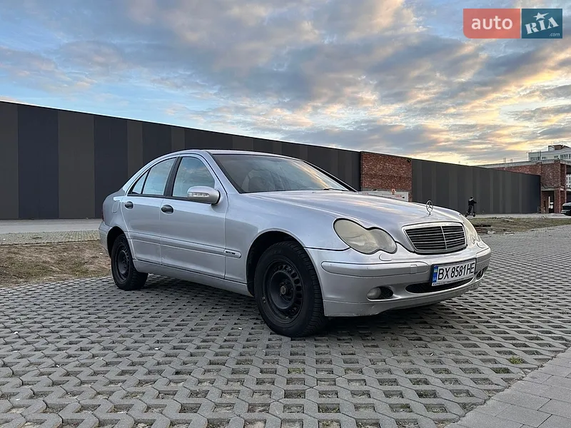 Mercedes-Benz C-Class