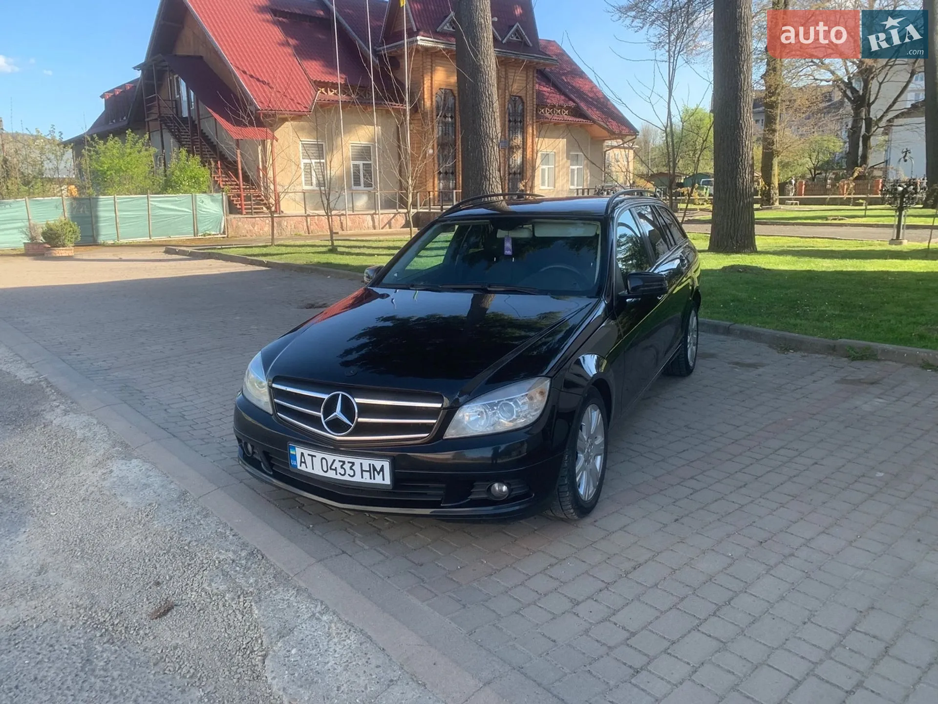 2010 Mercedes-Benz C-klasse - мініатюра 2