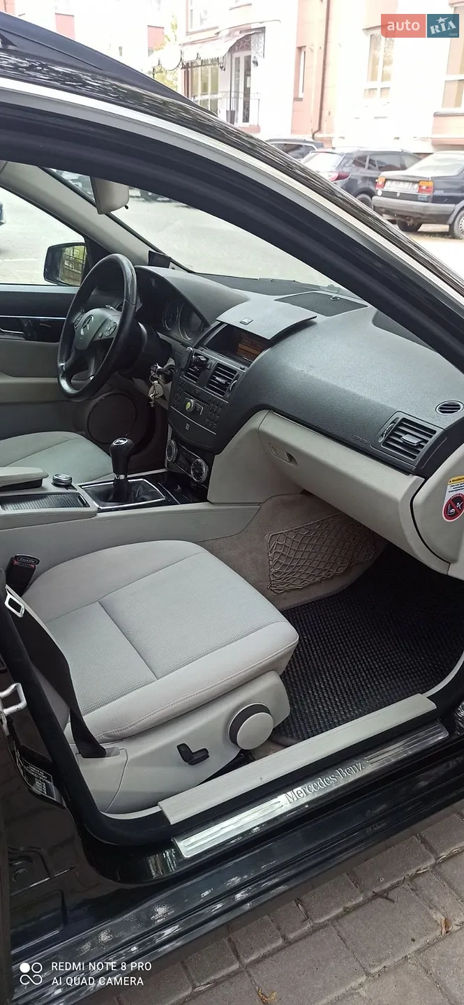 2010 Mercedes-Benz C-klasse - мініатюра 17