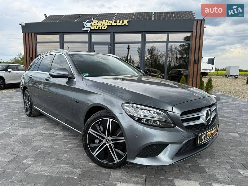 Mercedes-Benz C-Class 2020