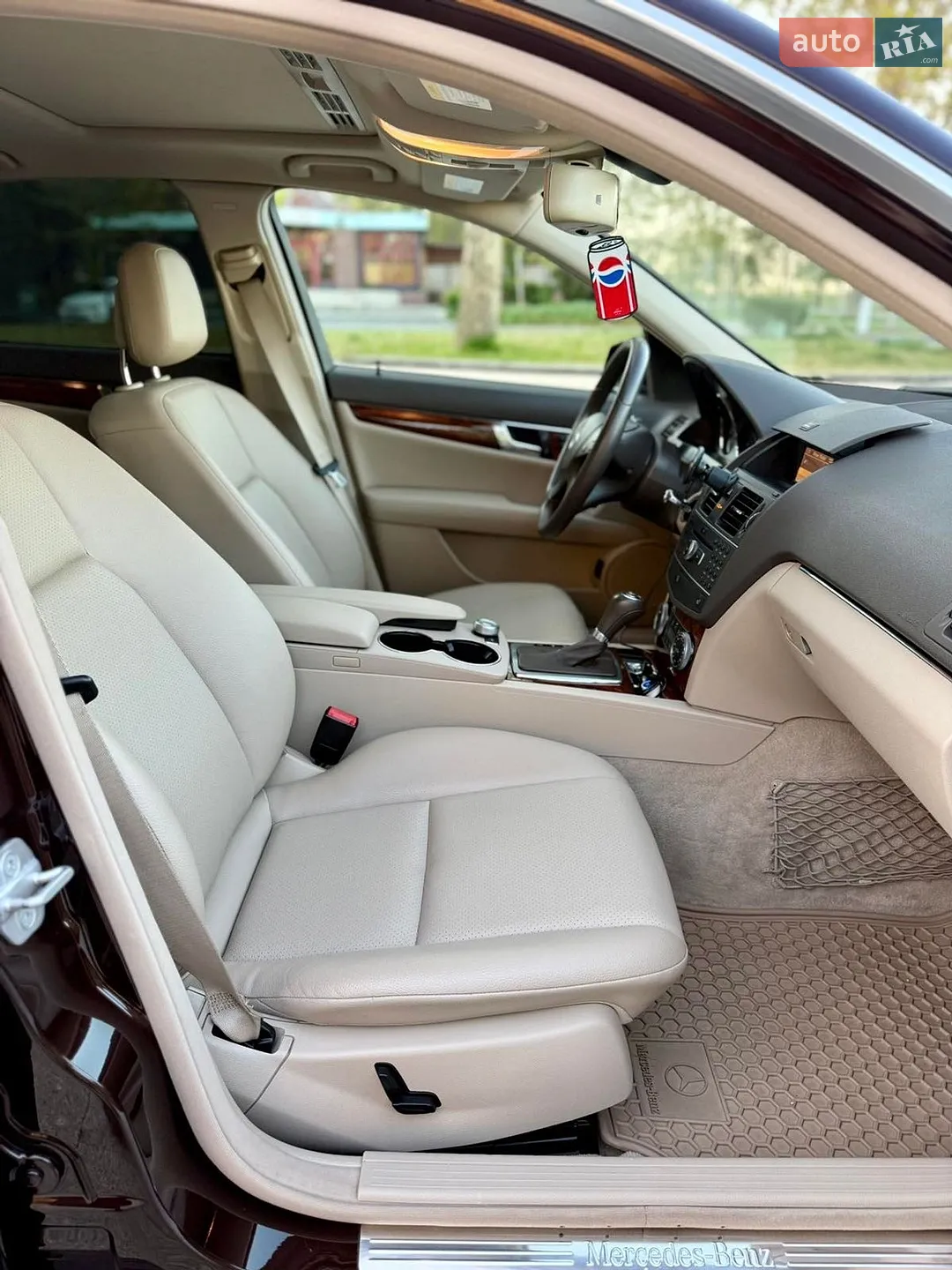 2011 Mercedes-Benz C-klasse - мініатюра 12