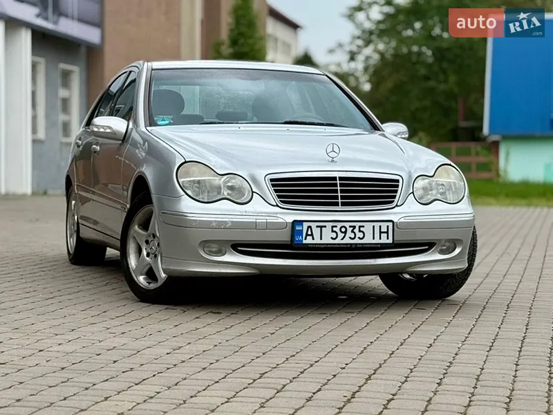 Mercedes-Benz C-Class 2003 VIN WDB2030461F492287 фото оголошення 4 з 50
