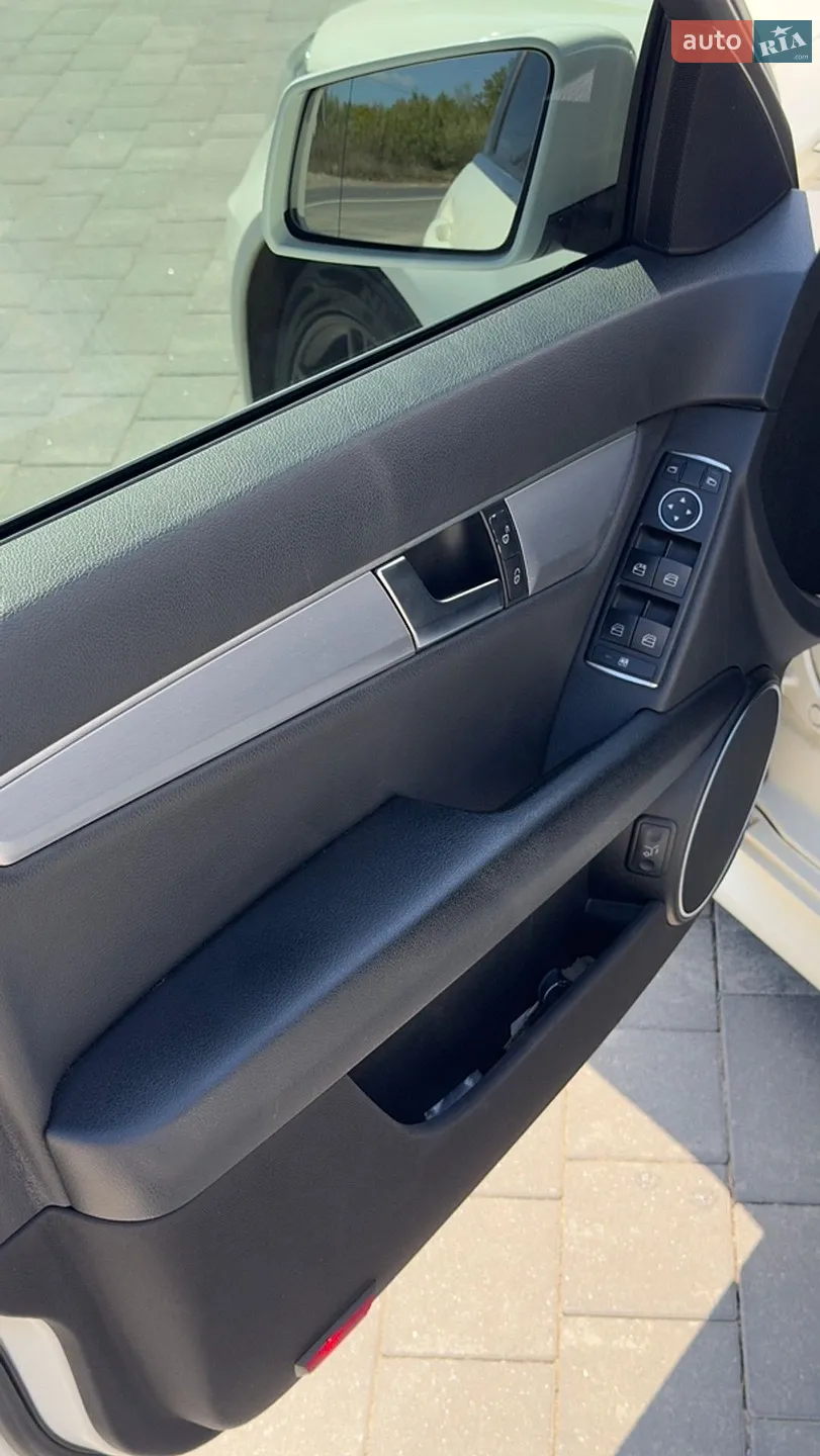 2011 Mercedes-Benz C-klasse - мініатюра 24