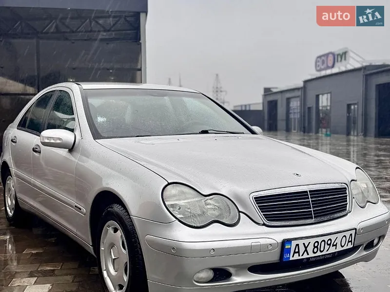 Mercedes-Benz C-Class 2002 VIN WDB2030811F340949 фото оголошення 13 з 48