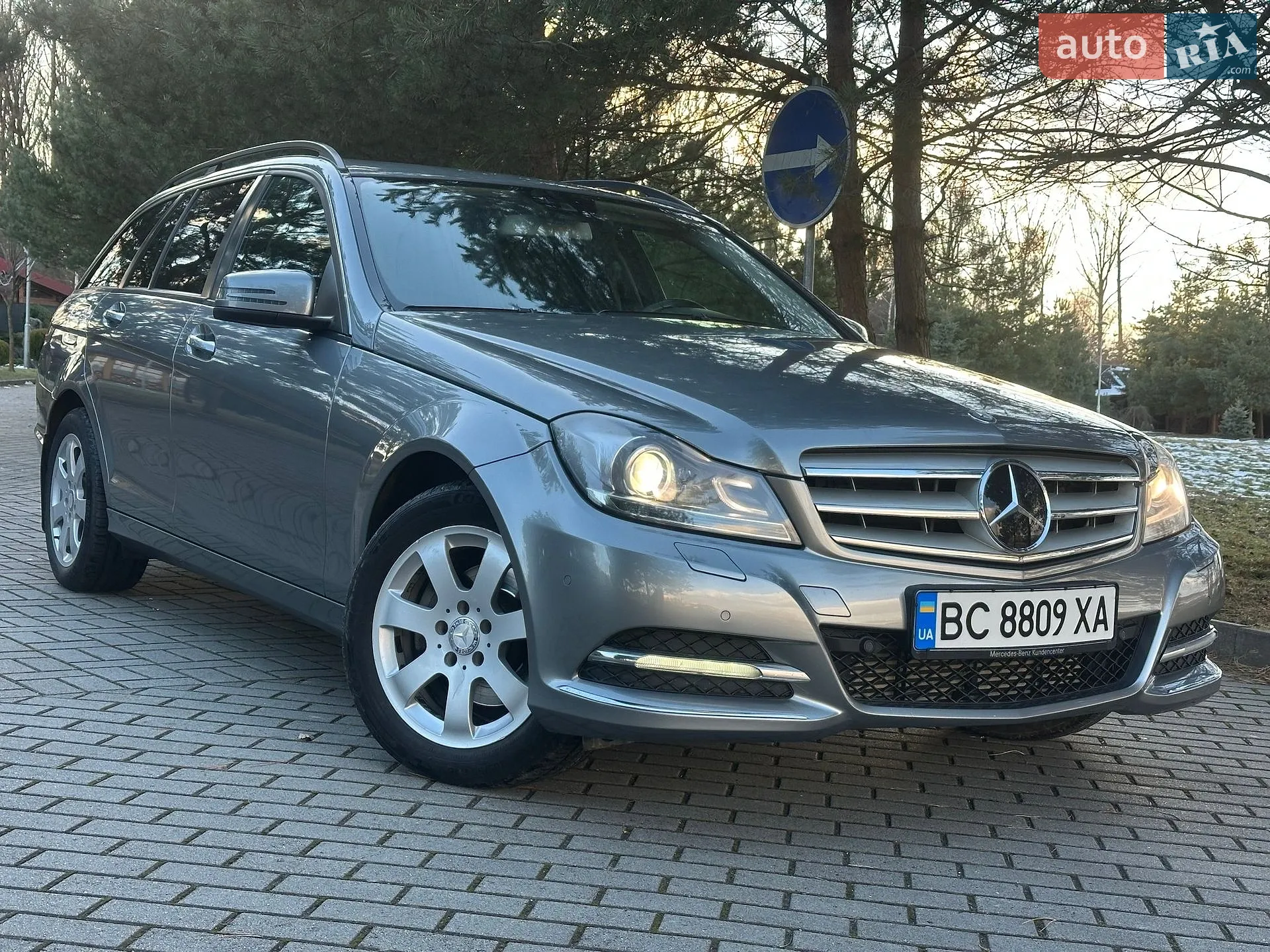 2013 Mercedes-Benz C-klasse - мініатюра 11
