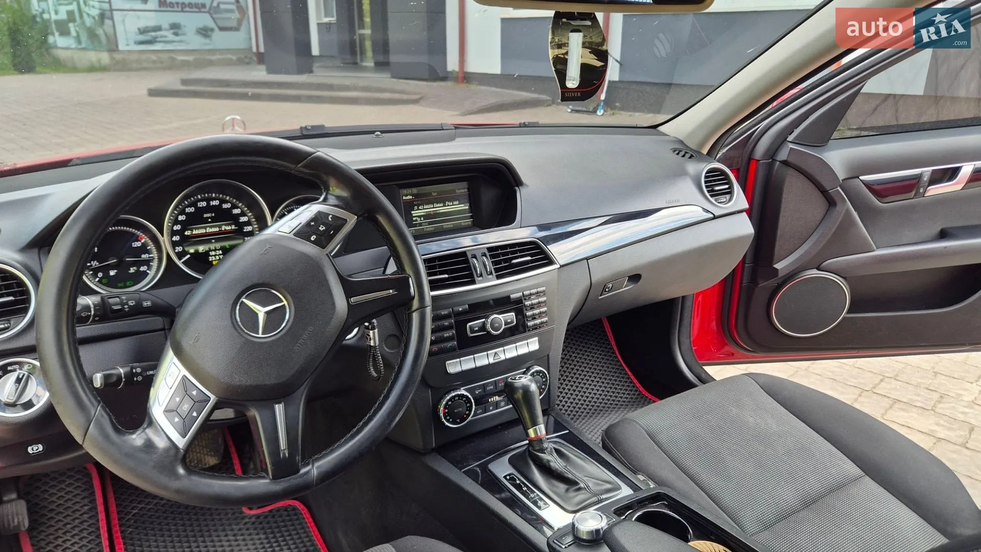 2012 Mercedes-Benz C-klasse - мініатюра 63