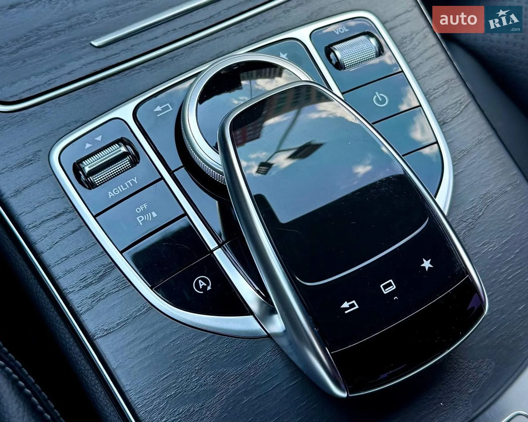 2015 Mercedes-Benz C-klasse - мініатюра 30