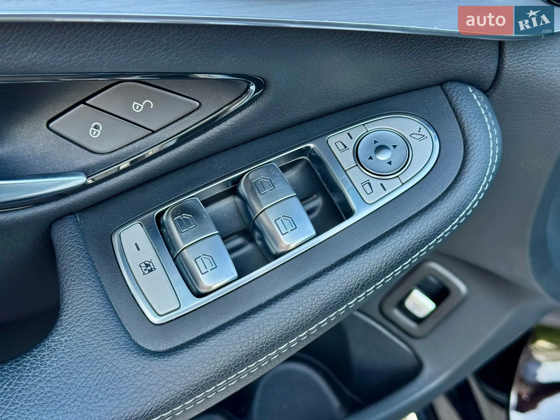2021 Mercedes-Benz C-klasse - мініатюра 32