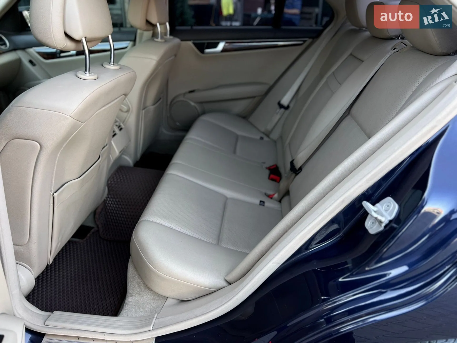 2012 Mercedes-Benz C-klasse - мініатюра 8
