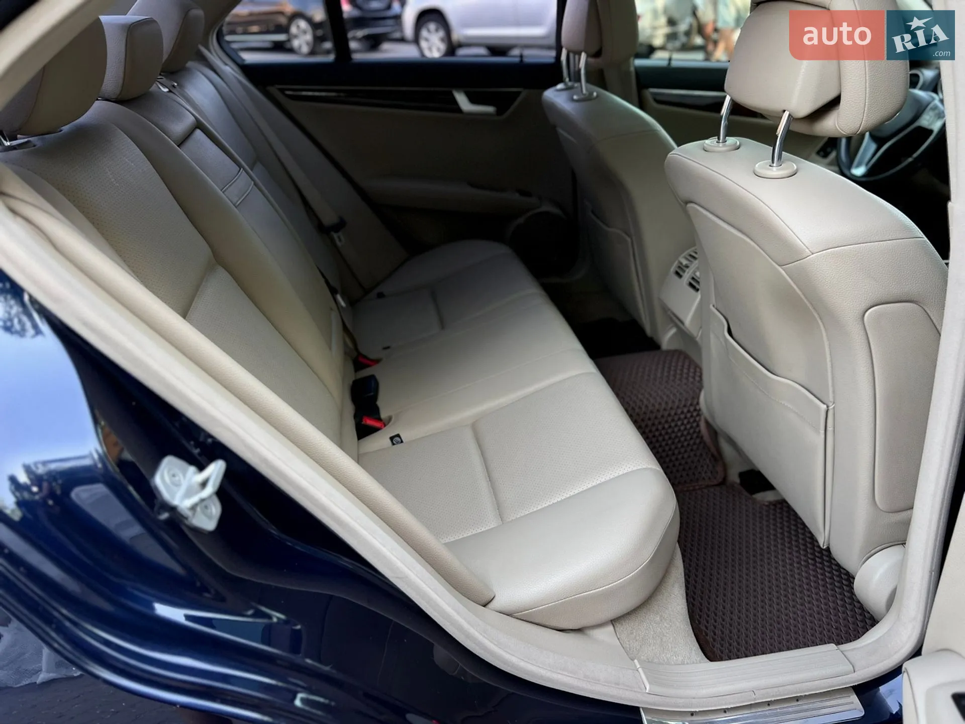 2012 Mercedes-Benz C-klasse - мініатюра 26