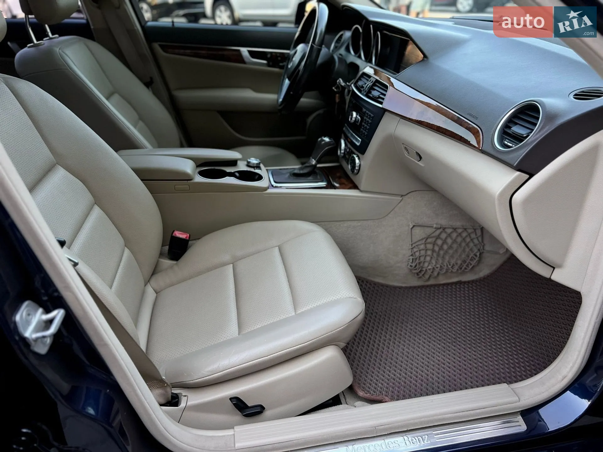 2012 Mercedes-Benz C-klasse - мініатюра 27