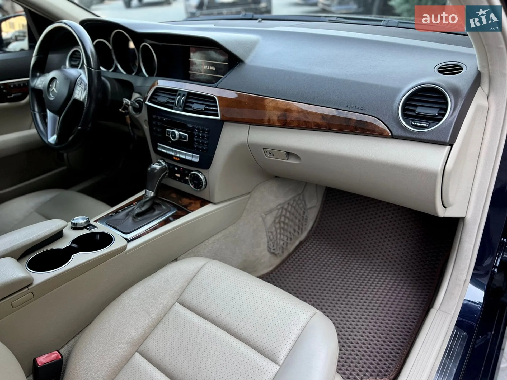 2012 Mercedes-Benz C-klasse - мініатюра 28