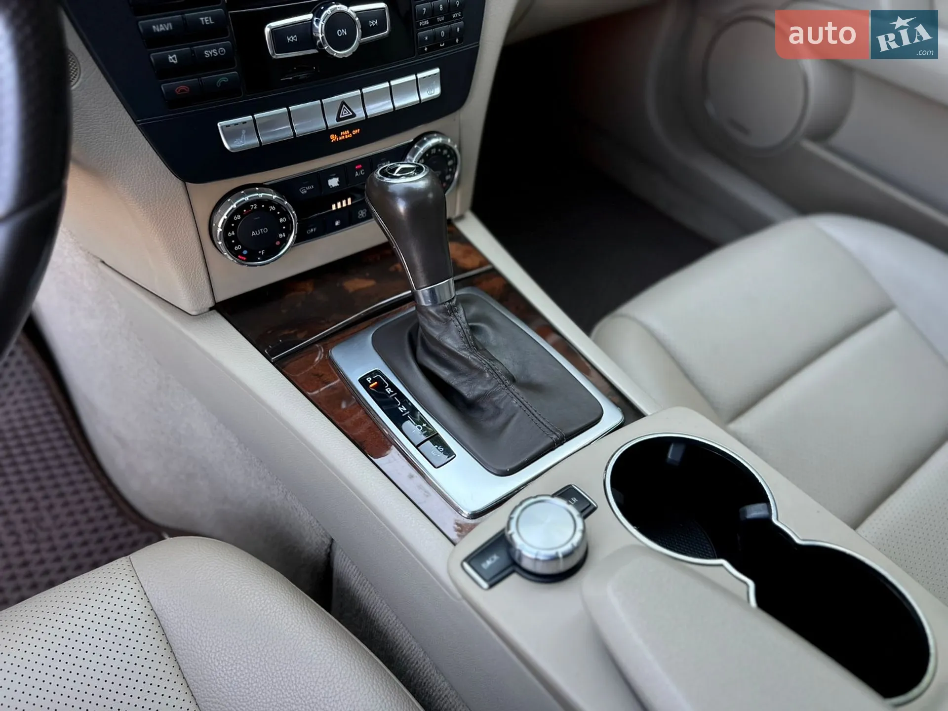 2012 Mercedes-Benz C-klasse - мініатюра 31