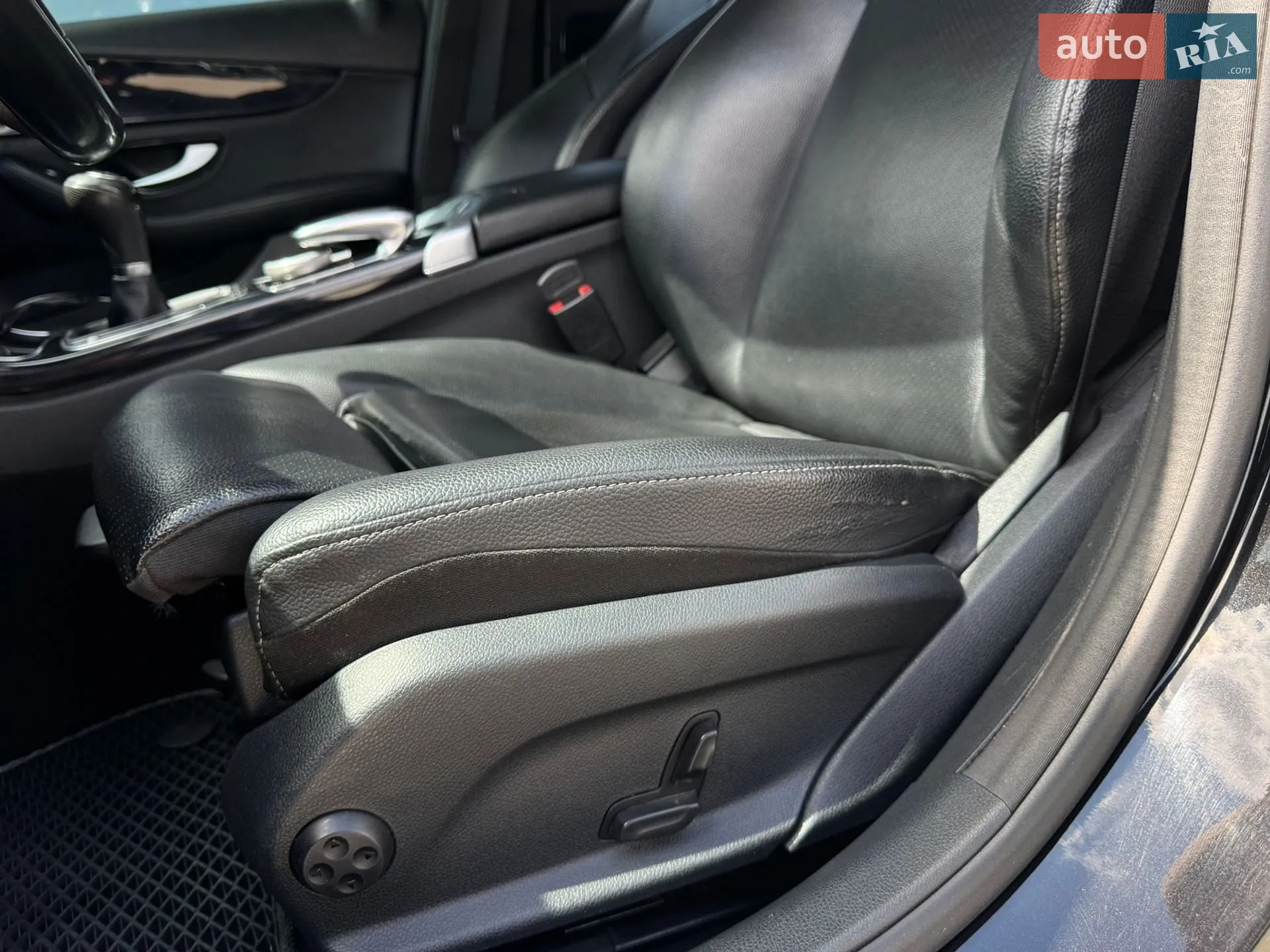 2015 Mercedes-Benz C-klasse - мініатюра 34