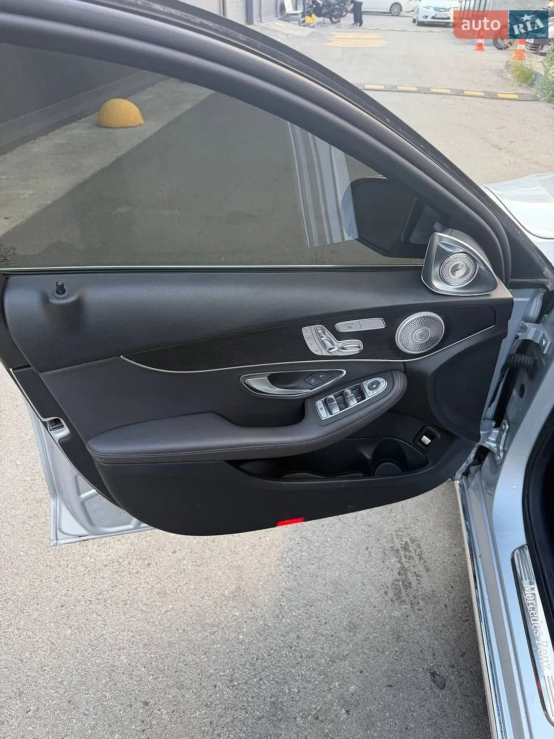 2020 Mercedes-Benz C-klasse - мініатюра 13