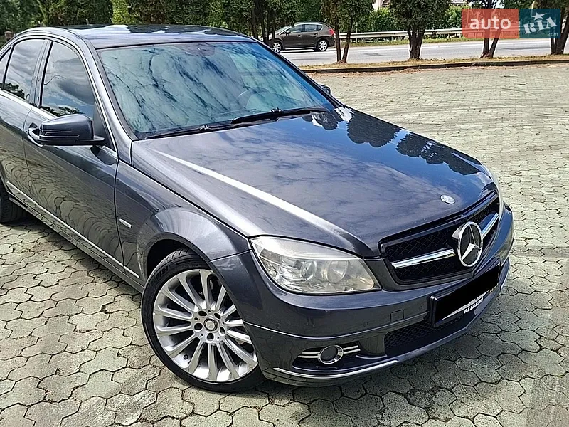 Mercedes-Benz C-Class