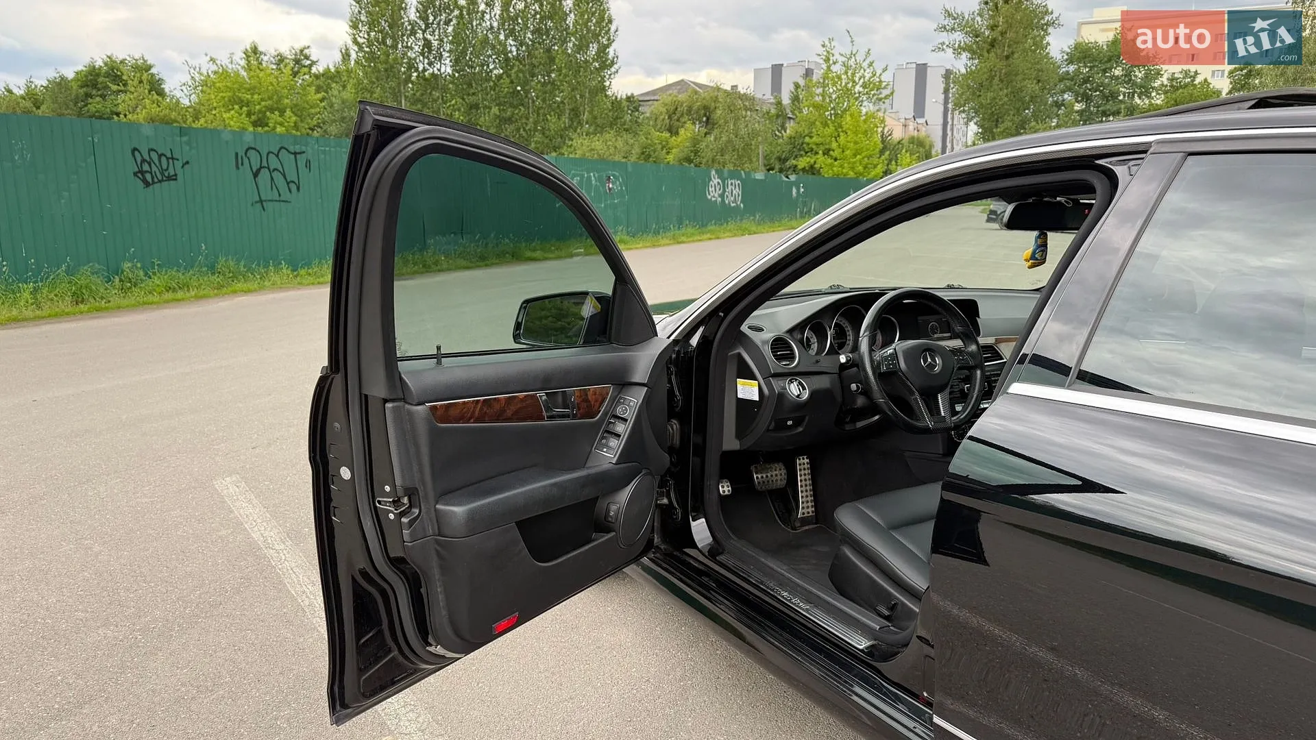 2013 Mercedes-Benz C-klasse - мініатюра 29