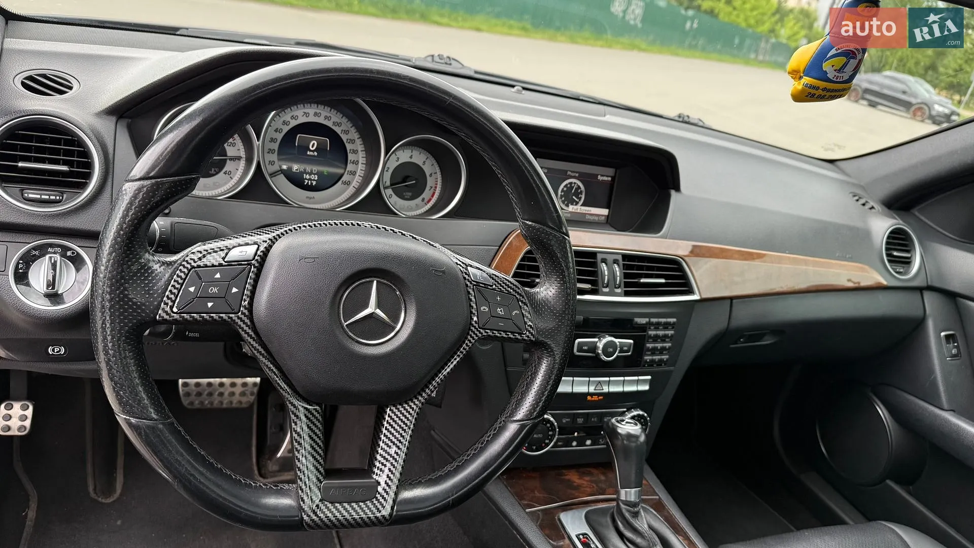 2013 Mercedes-Benz C-klasse - мініатюра 32