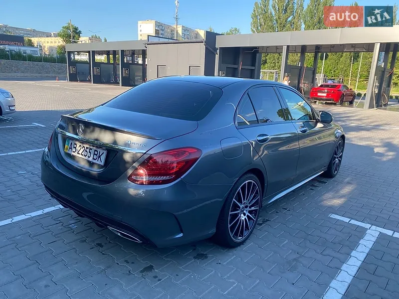 Mercedes-Benz C-Class 2018 VIN 55SWF4KB7JU260203 фото оголошення 5 з 68