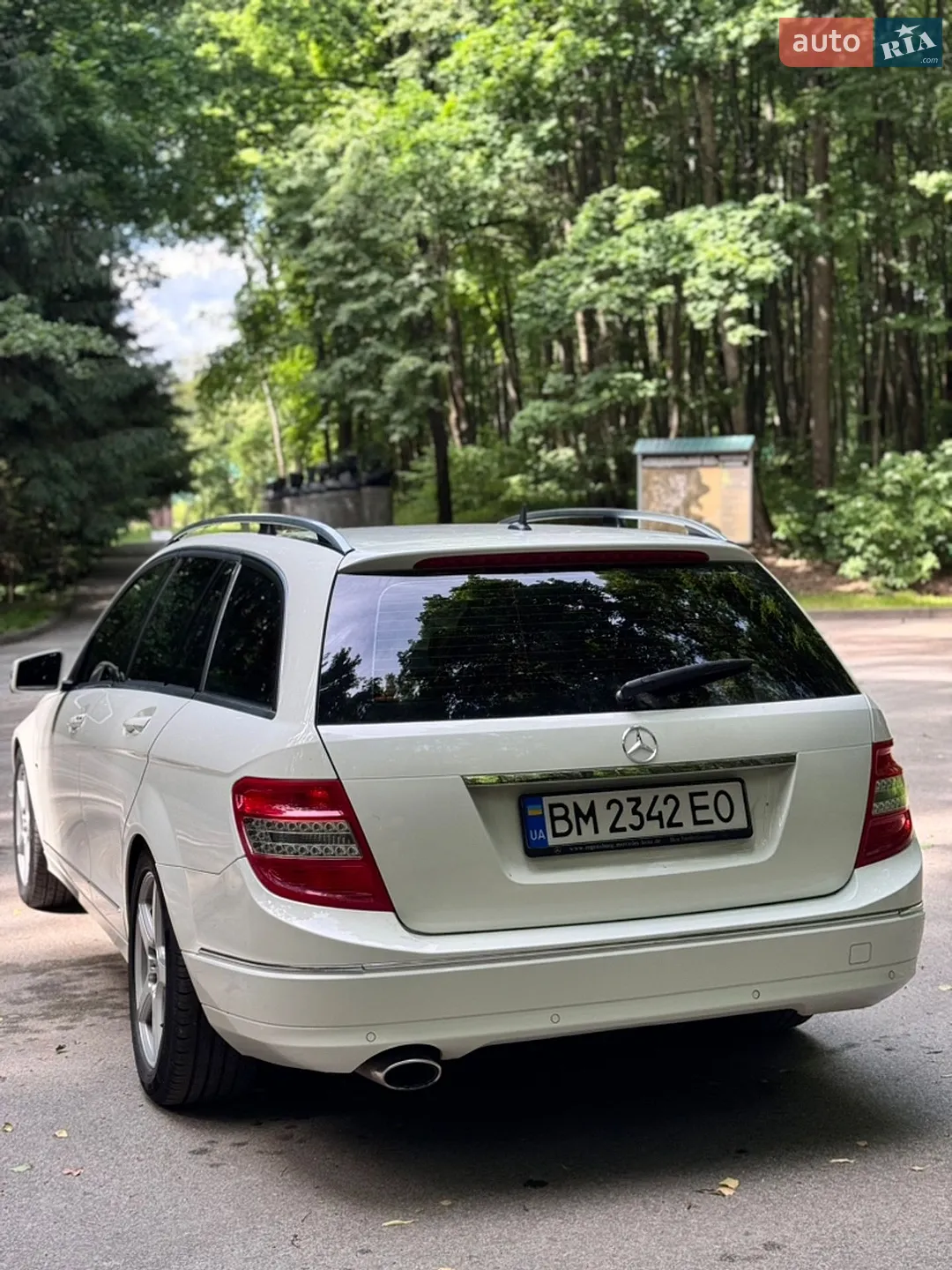 2010 Mercedes-Benz C-klasse - мініатюра 3