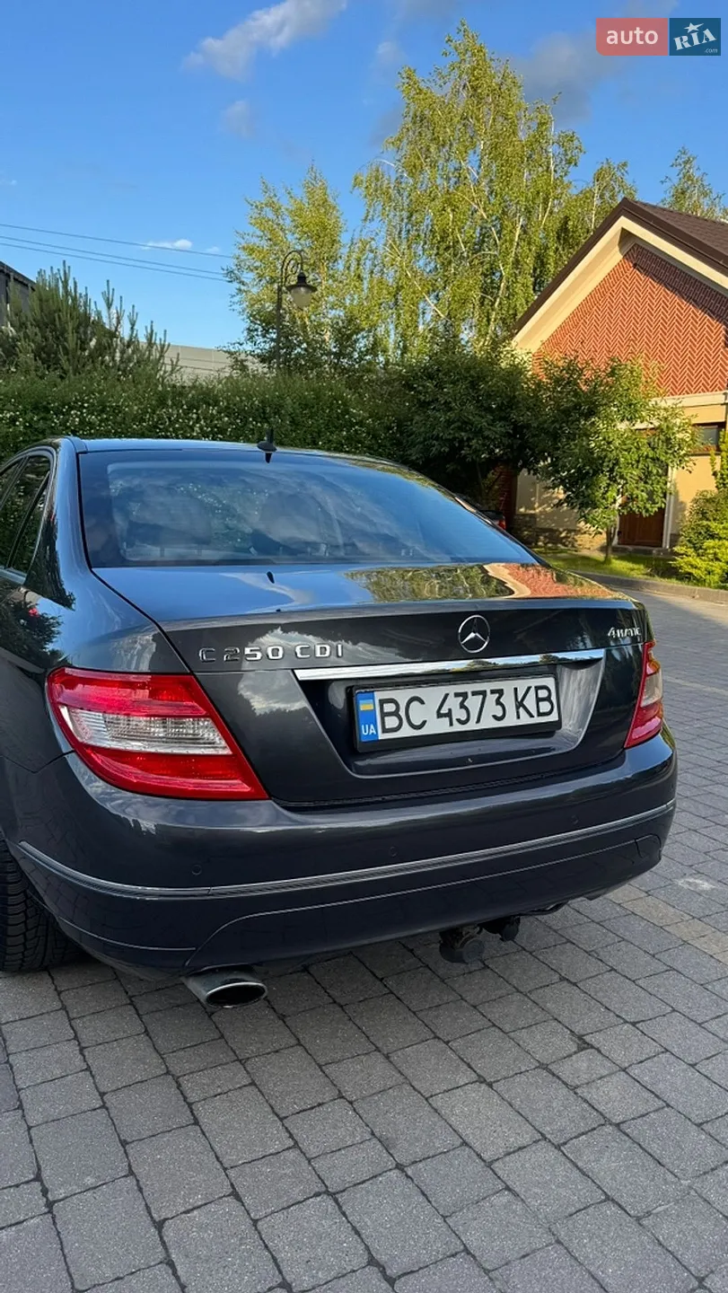2010 Mercedes-Benz C-klasse - мініатюра 11