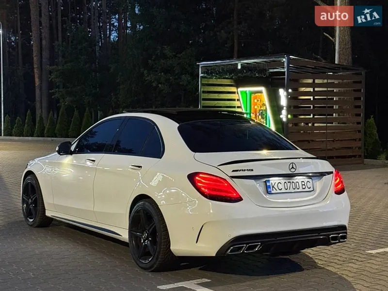 Mercedes-Benz C-Class