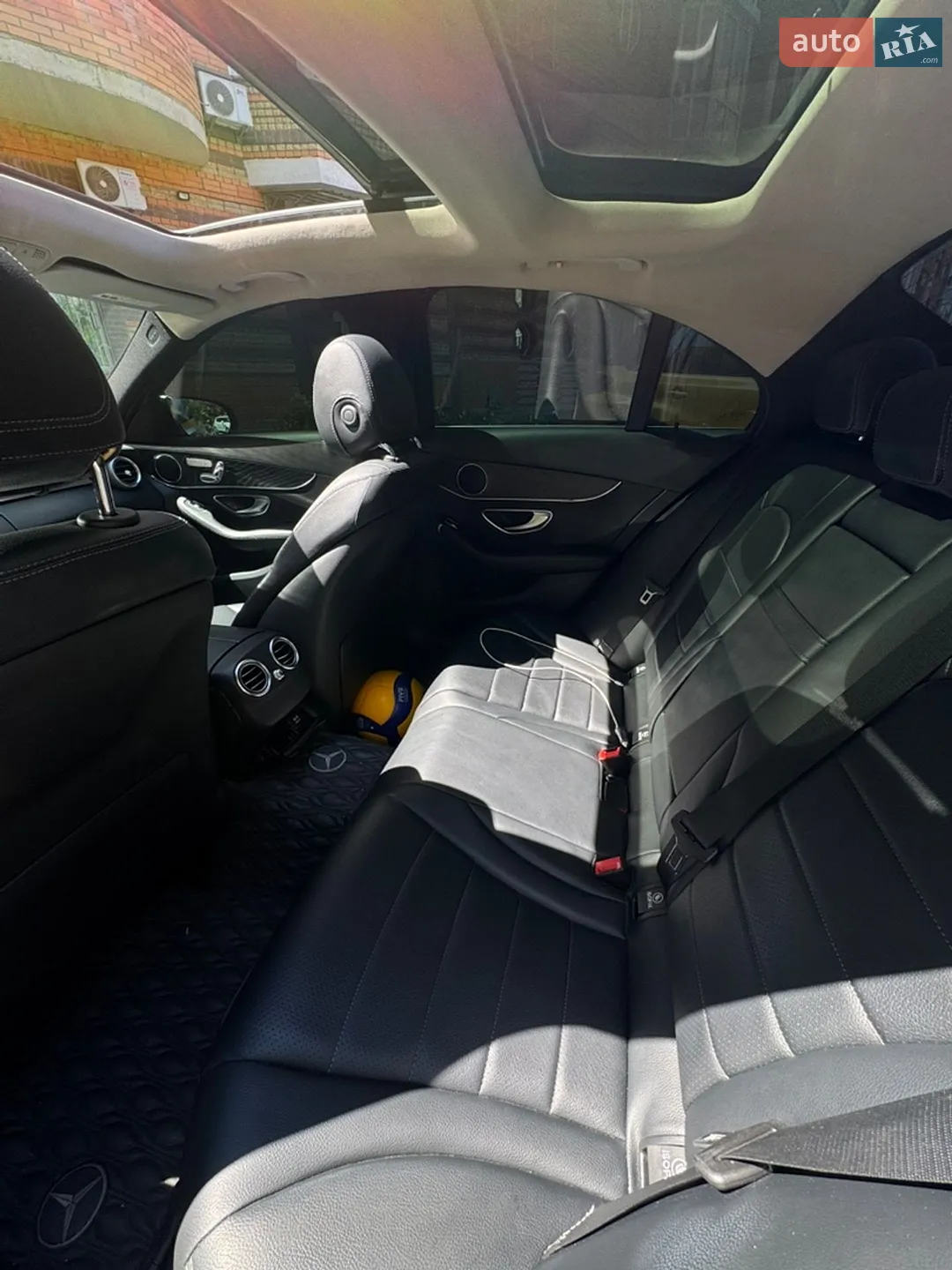 2016 Mercedes-Benz C-klasse - мініатюра 18