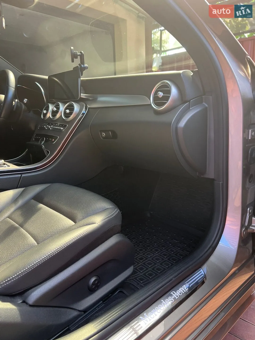2020 Mercedes-Benz C-klasse - мініатюра 11