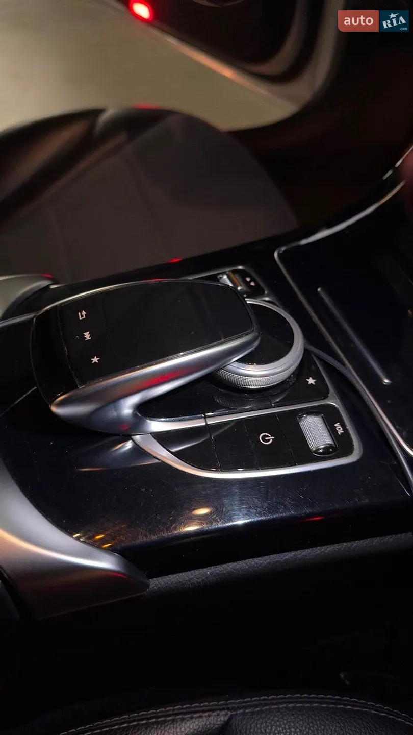 2017 Mercedes-Benz C-klasse - мініатюра 12