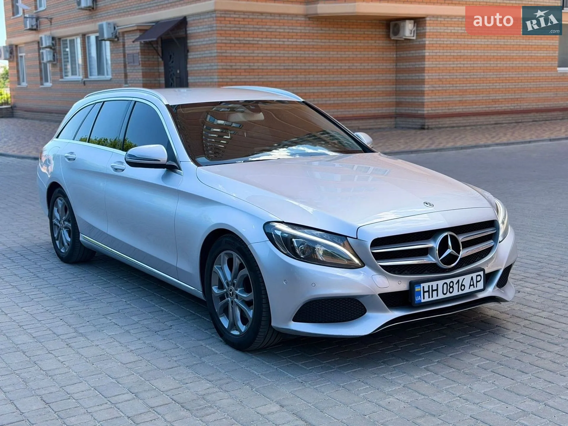 2017 Mercedes-Benz C-klasse - мініатюра 3