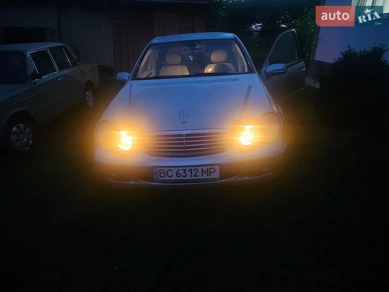 Mercedes-Benz C-Class 2003 VIN WDB2030461A579775 фото оголошення 8 з 60