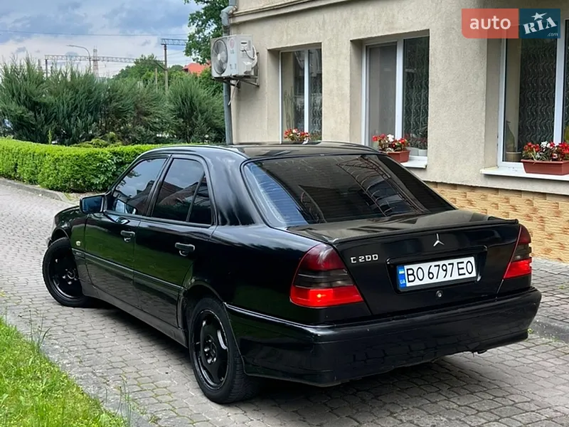 Mercedes-Benz C-Class 2001 VIN WDB2030041F119785 фото оголошення 20 з 49