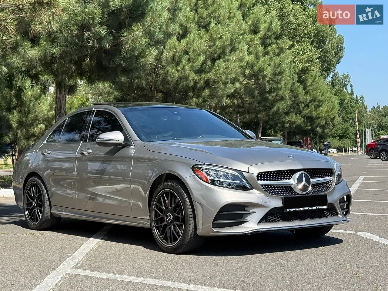 2019 Mercedes-Benz GLC - мініатюра 47
