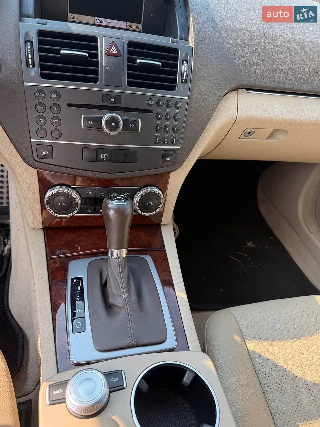 2010 Mercedes-Benz C-klasse - мініатюра 18