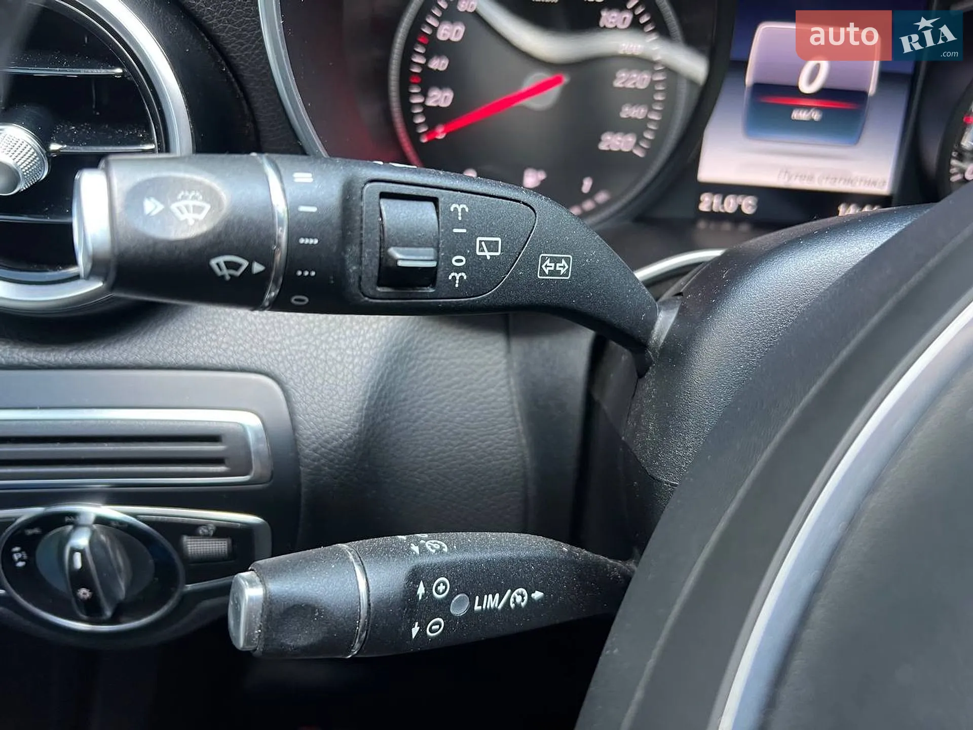 2016 Mercedes-Benz C-klasse - мініатюра 21