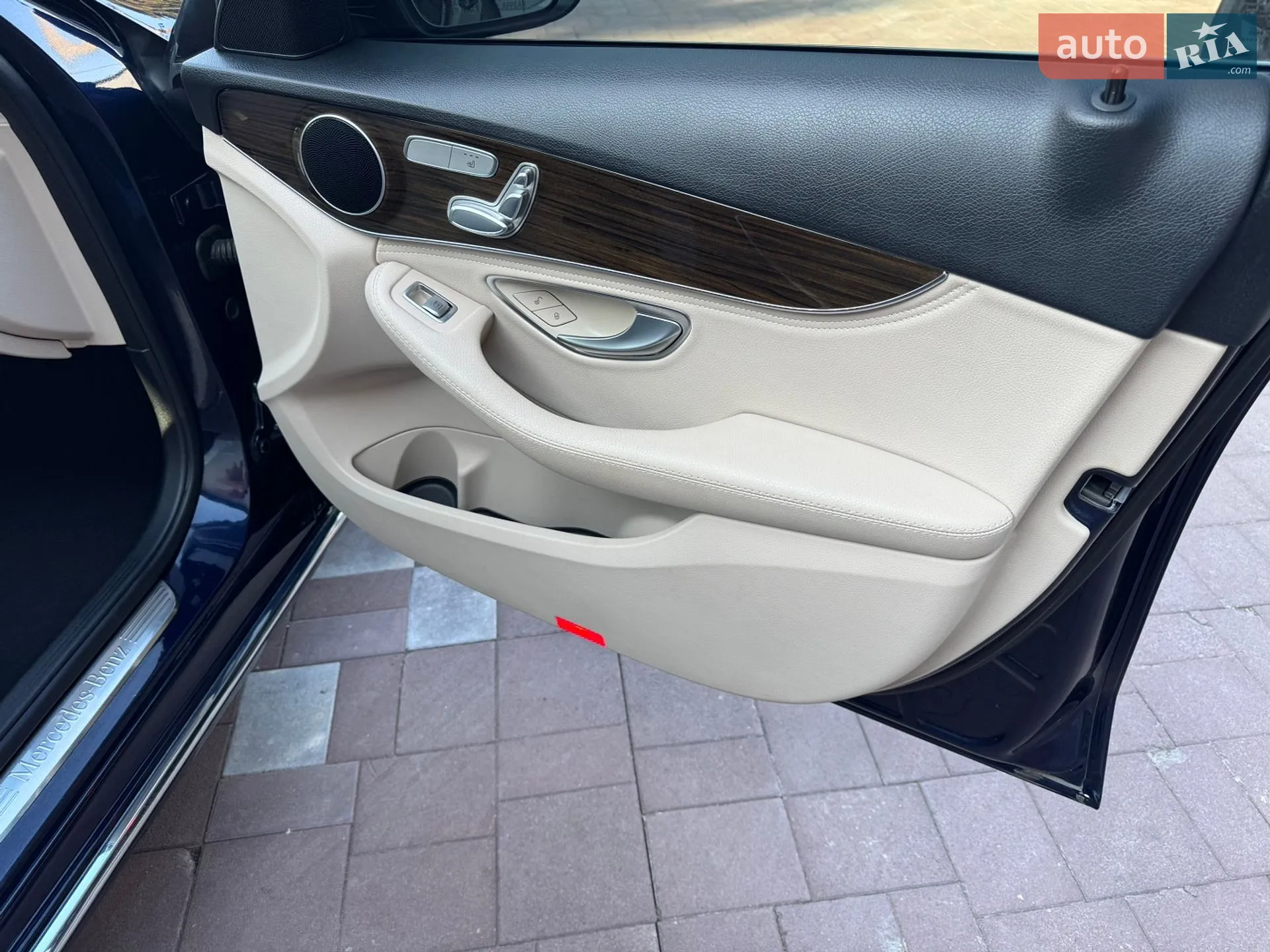 2015 Mercedes-Benz C-klasse - мініатюра 31