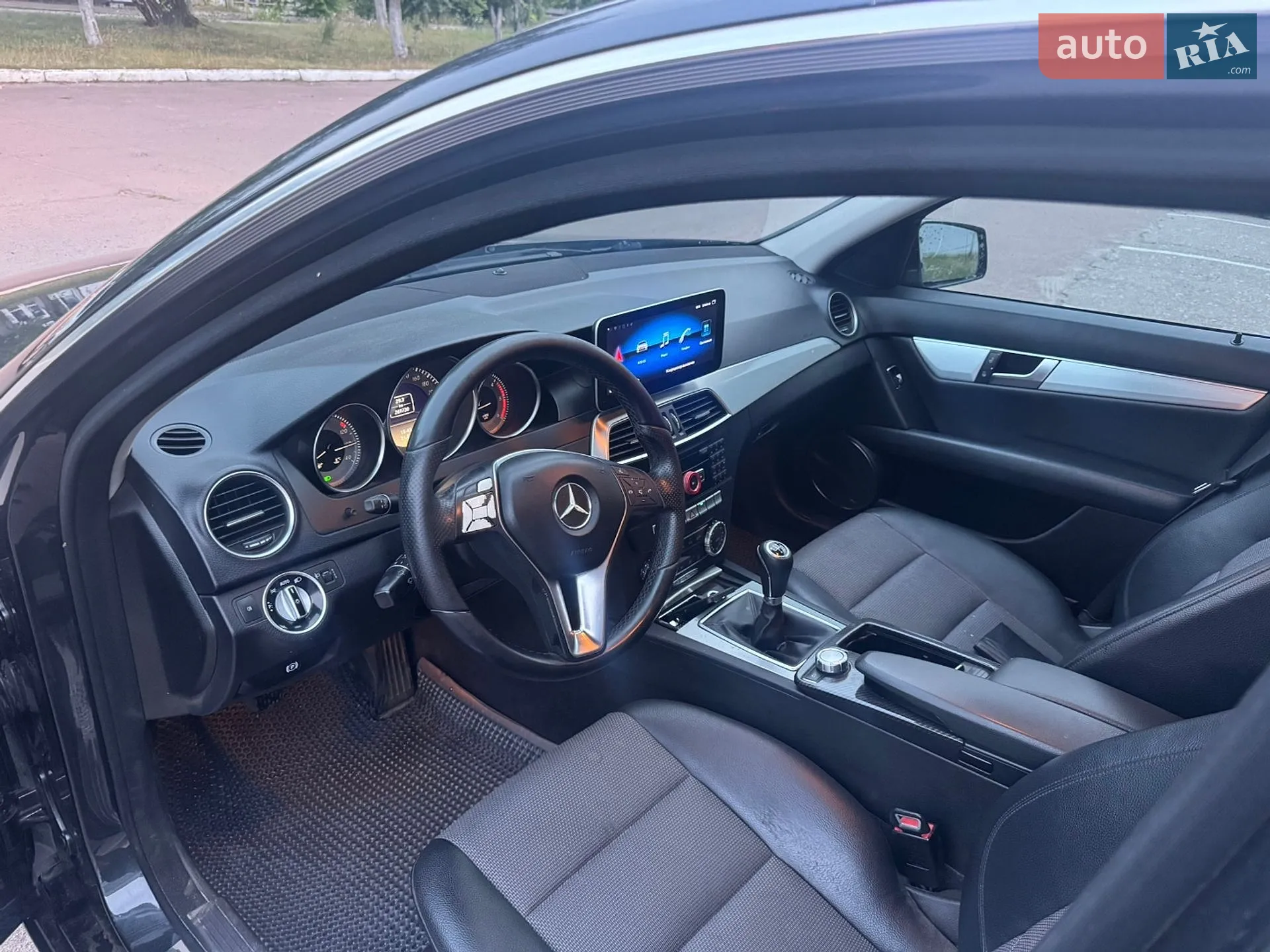 2011 Mercedes-Benz C-klasse - мініатюра 6