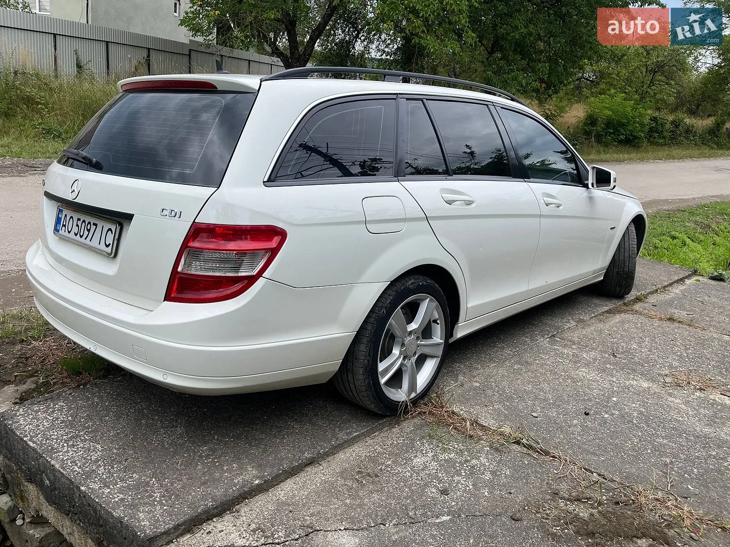 2010 Mercedes-Benz C-klasse - мініатюра 2