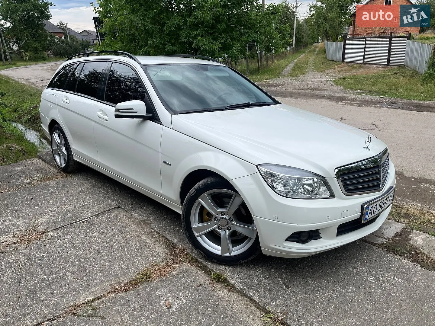 2010 Mercedes-Benz C-klasse - мініатюра 11