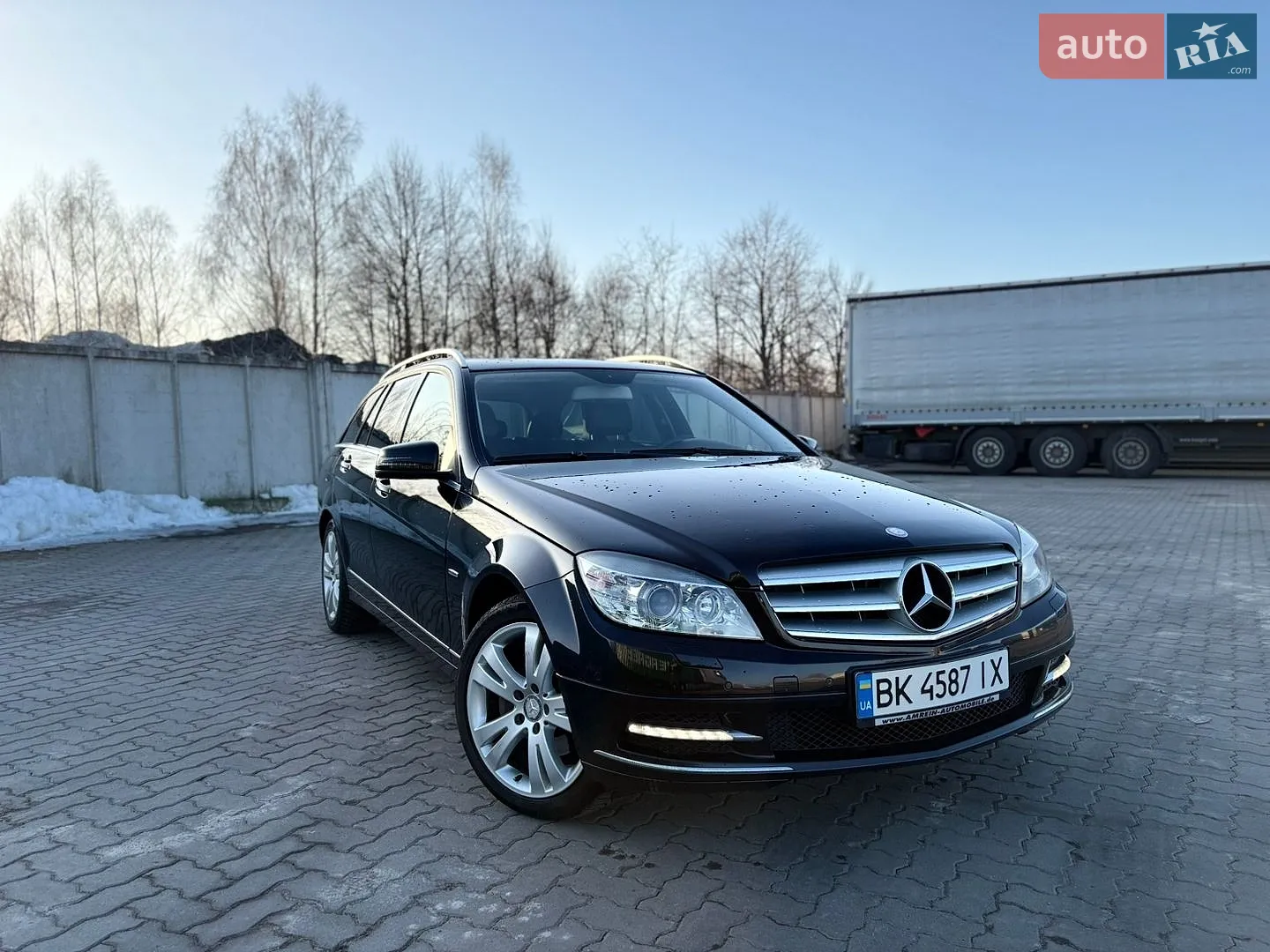 2010 Mercedes-Benz C-klasse - мініатюра 3